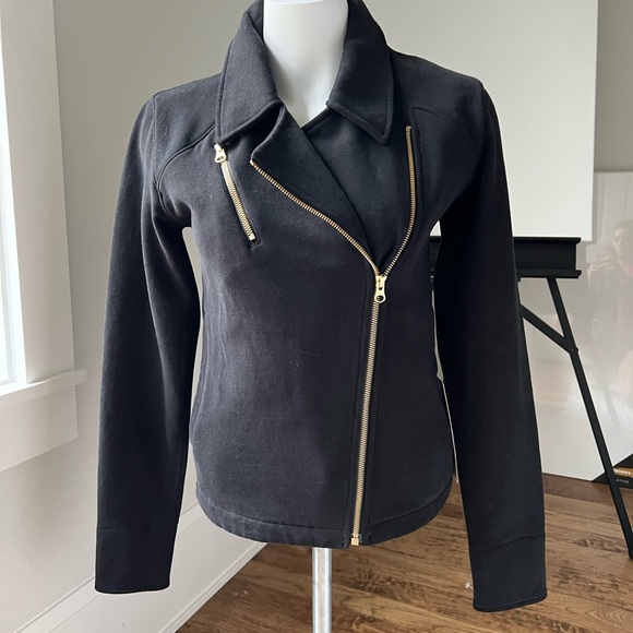 NWT Lululemon Lab Shadow Jacket 4 Black - Picture 5 of 9